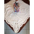 Σετ Καρέ κεντητό με 4 πετσέτες 85x85 - DressingHome - C1871W | Τραπεζομάντηλα | DressingHome