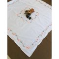 Σετ Καρέ Χειροποίητο κεντητό με 4 πετσέτες 85x85 - DressingHome - NC1825 | Τραπεζομάντηλα | DressingHome