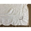 Σετ Τραπεζομάντηλο Κεντητό με 12 πετσέτες 175x260 - DressingHome - SG291 - Λευκό | Τραπεζομάντηλα | DressingHome